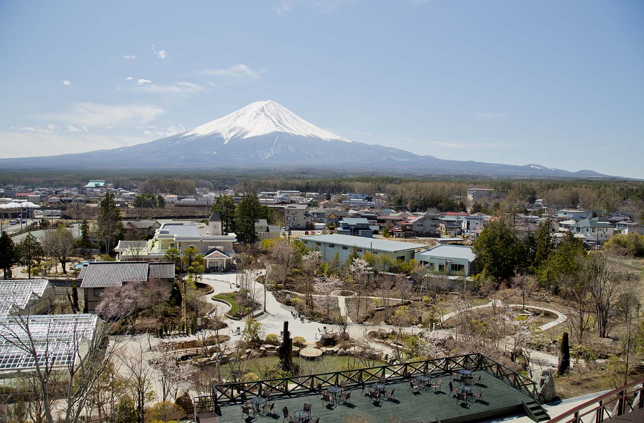 fujisan deck A luxurious observation deck just to see Mt.Fuji